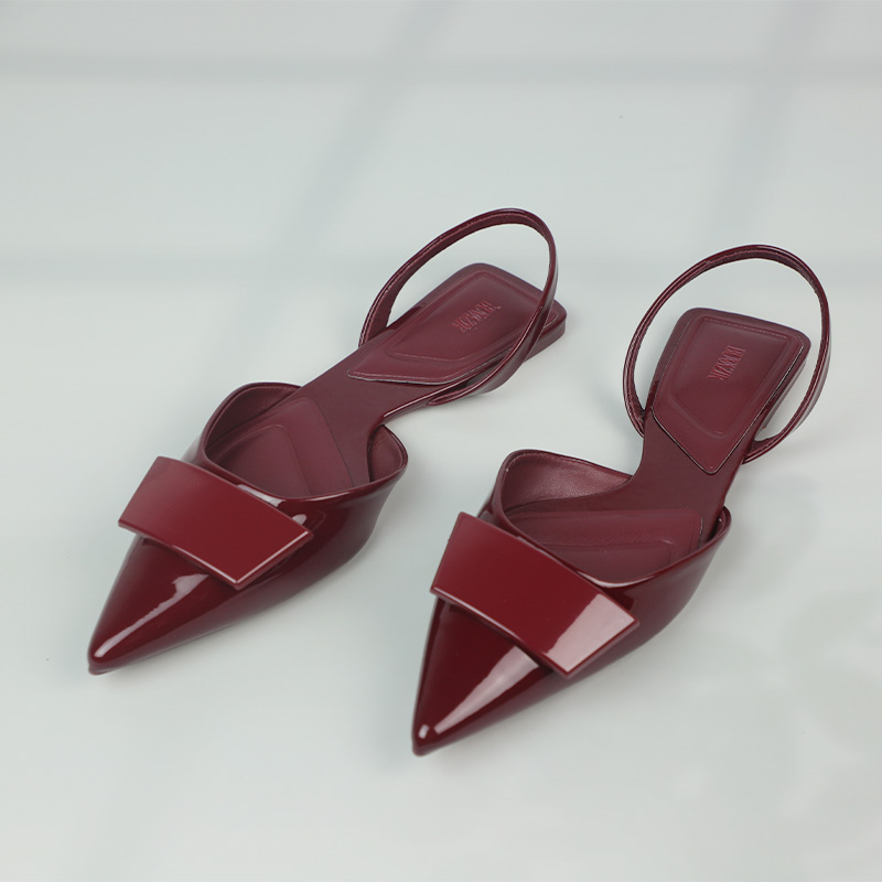 Sandalias planas de charol de  - Leather Work Dress reseña y precio