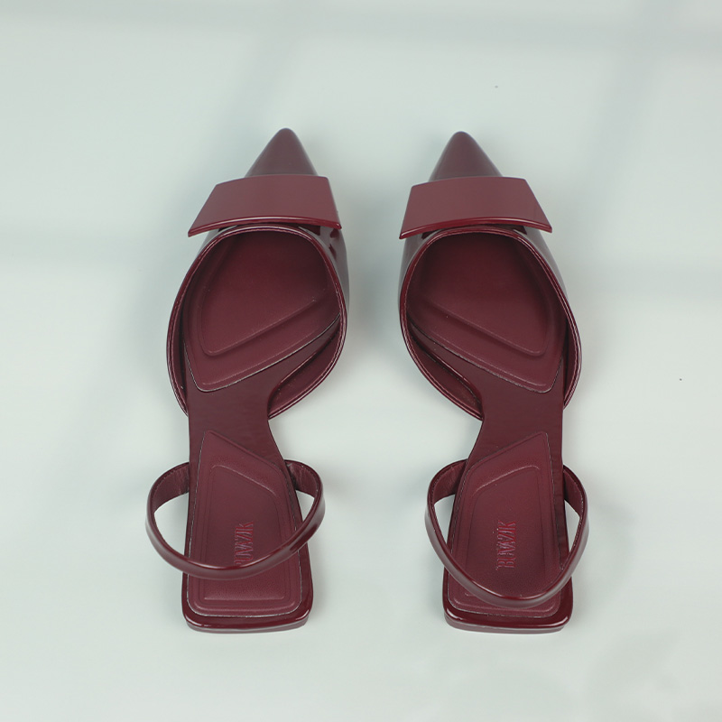 Sandalias planas de charol de  - Leather Work Dress reseña y precio